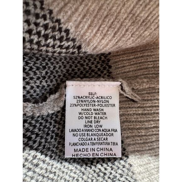 Black and Gray/Tan LilyMea Sweater, Size M - Picture 5 of 7